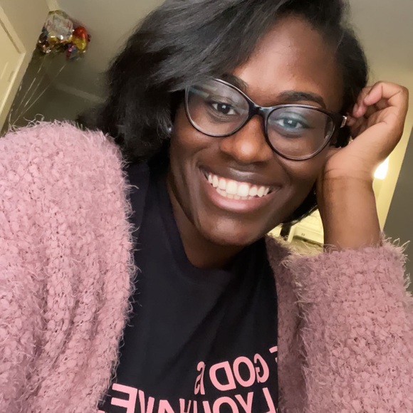 Meet your Posher, Zoe - Picture 1 of 1